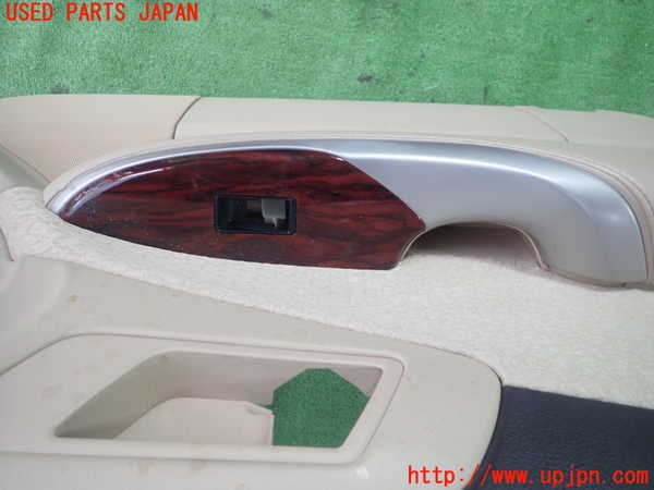 1UPJ-9239331264]クラウン ロイヤル(GRS200)左前ドア内張り 中古_3