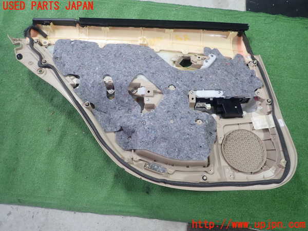 1UPJ-9239331294]クラウン ロイヤル(GRS200)右後ドア内張り 中古_3