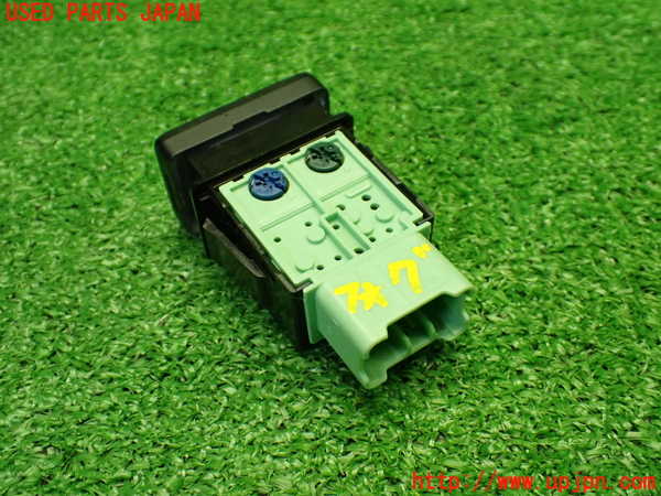 1UPJ-9239346295]スイフトスポーツ(ZC31S)フォグスイッチ 中古_3