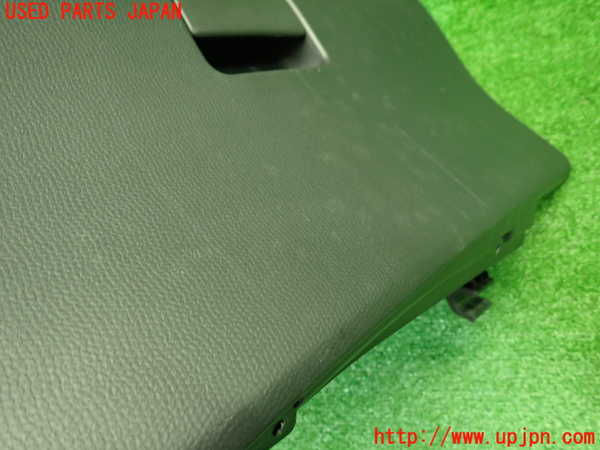 1UPJ-9239347516]スイフトスポーツ(ZC31S)グローブボックス1 中古_4
