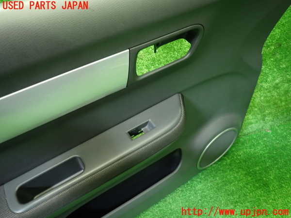 1UPJ-9239341264]スイフトスポーツ(ZC31S)左前ドア内張り 中古_2