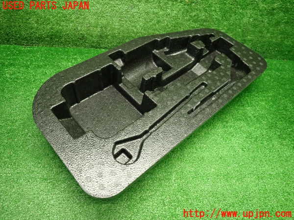 1UPJ-9239347772]スイフトスポーツ(ZC31S)ラゲッジトレイ2 中古_3