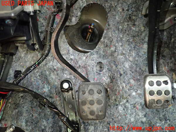 1UPJ-9239347590]スイフトスポーツ(ZC31S)クラッチペダル 中古_2