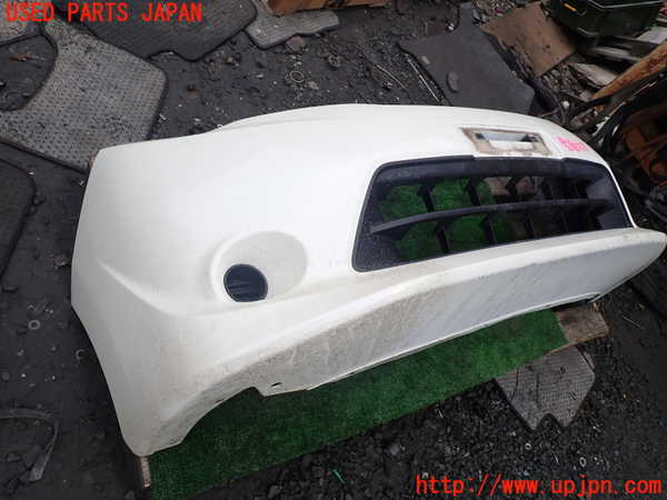1UPJ-9239351010]セレナ Sハイブリッド(HC26)フロントバンパー 中古_3