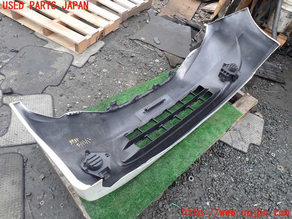 1UPJ-9239351010]セレナ Sハイブリッド(HC26)フロントバンパー 中古_5