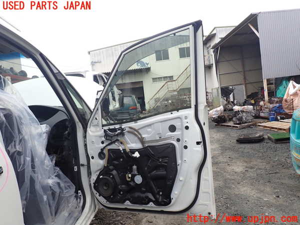 1UPJ-9239351230]セレナ Sハイブリッド(HC26)右前ドア 中古(M2H3U)_4