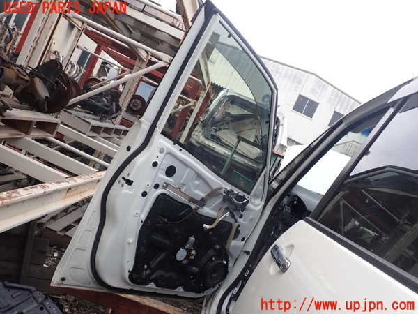 1UPJ-9239351260]セレナ Sハイブリッド(HC26)左前ドア 中古(M2H3U)_4