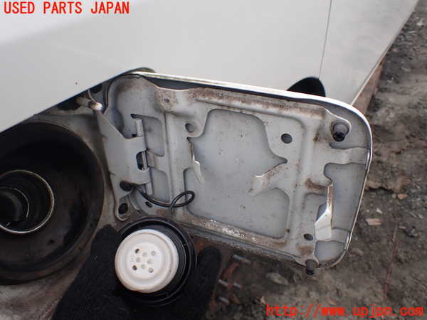 1UPJ-9239351690]セレナ Sハイブリッド(HC26)フューエルリッド 中古_2