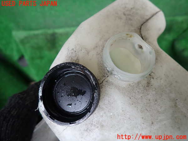 1UPJ-9239352410]セレナ Sハイブリッド(HC26)ラジエータータンク 中古_3