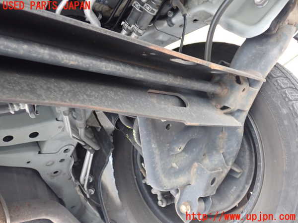 1UPJ-9239355380]セレナ Sハイブリッド(HC26)リアアクスルビーム 中古_3