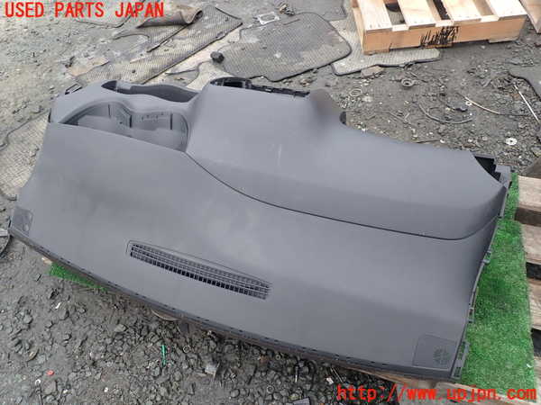 1UPJ-9239357505]セレナ Sハイブリッド(HC26)ダッシュボード 中古_4