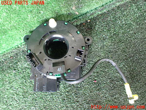 1UPJ-9239356800]セレナ Sハイブリッド(HC26)スパイラルケーブル(リール) 中古_2