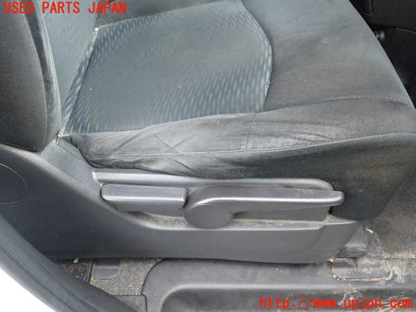 1UPJ-9239357035]セレナ Sハイブリッド(HC26)運転席シート 中古_4