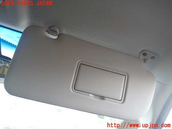 1UPJ-9239357625]セレナ Sハイブリッド(HC26)室内サンバイザー右側 中古_2