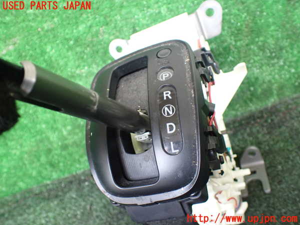 1UPJ-9239357555]セレナ Sハイブリッド(HC26)ATシフトレバー 中古_2