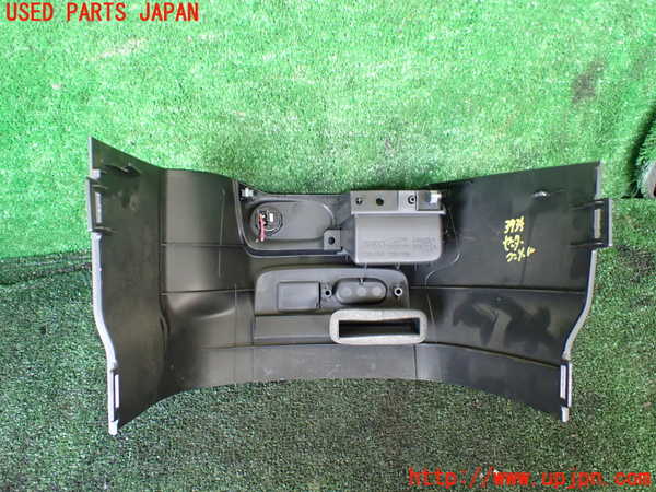 1UPJ-9239357540]セレナ Sハイブリッド(HC26)センターコンソール 中古_2