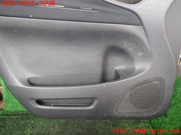1UPJ-9239351264]セレナ Sハイブリッド(HC26)左前ドア内張り 中古_3