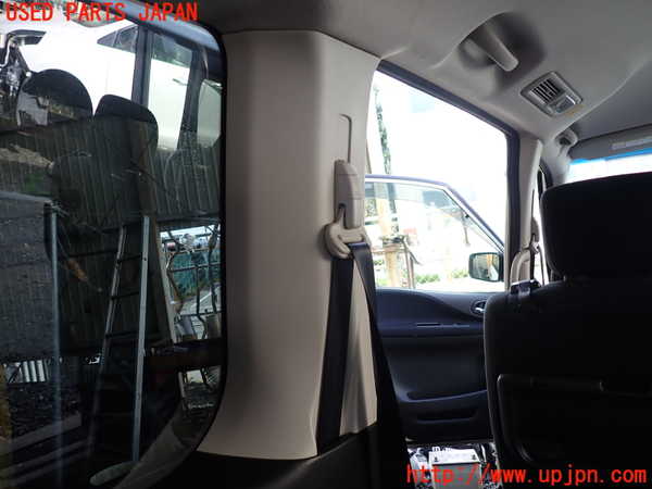 1UPJ-9239357680]セレナ Sハイブリッド(HC26)左リアピラートリム 中古_2