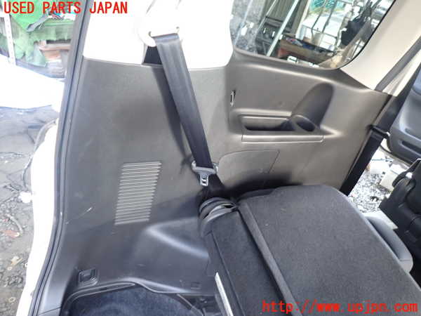 1UPJ-9239357680]セレナ Sハイブリッド(HC26)左リアピラートリム 中古_4