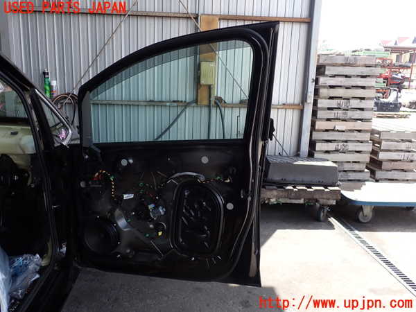 2UPJ-9239361230]VW ゴルフ トゥーラン(1TDFG)右前ドア (43R-011582) 中古_4