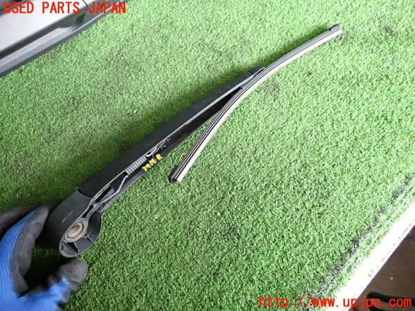 2UPJ-9239361661]VW ゴルフ トゥーラン(1TDFG)リアワイパーアーム1 中古_2