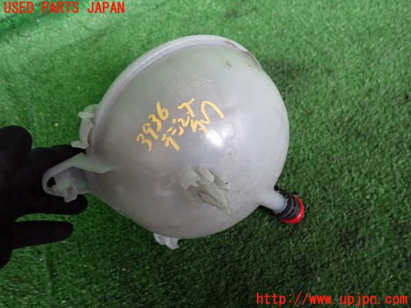 2UPJ-9239362410]VW ゴルフ トゥーラン(1TDFG)ラジエータータンク 中古_2