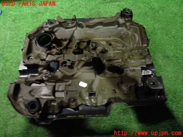2UPJ-9239362160]VW ゴルフ トゥーラン(1TDFG)エンジンアッパーカバー 中古_2