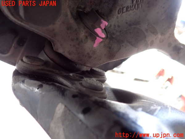 2UPJ-9239364290]VW ゴルフ トゥーラン(1TDFG)右フロントナックルハブ 中古_2