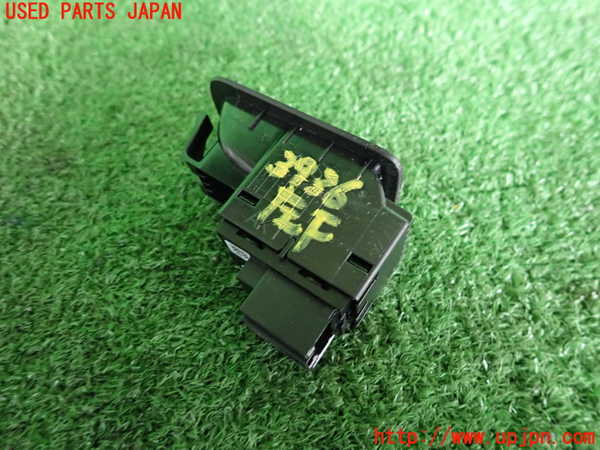 2UPJ-9239366245]VW ゴルフ トゥーラン(1TDFG)左前パワーウィンドウスイッチ 中古_2