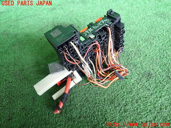 2UPJ-9239366741]VW ゴルフ トゥーラン(1TDFG)ヒューズボックス1 中古_2