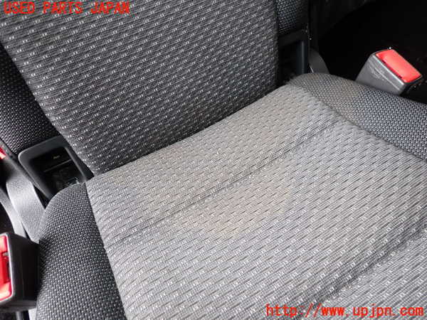 2UPJ-9239367125]VW ゴルフ トゥーラン(1TDFG)2列目シート 中古_4