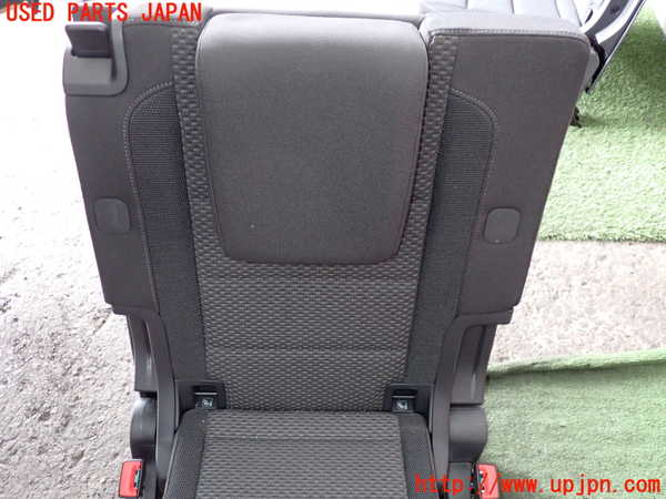 2UPJ-9239367265]VW ゴルフ トゥーラン(1TDFG)左3列目シート 中古_2