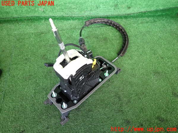 2UPJ-9239367555]VW ゴルフ トゥーラン(1TDFG)ATシフトレバー 中古_2