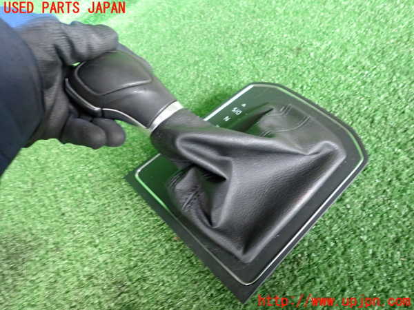 2UPJ-9239367570]VW ゴルフ トゥーラン(1TDFG)シフトノブ 中古_3