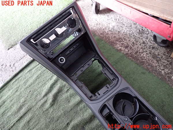 2UPJ-9239367540]VW ゴルフ トゥーラン(1TDFG)センターコンソール 中古_3