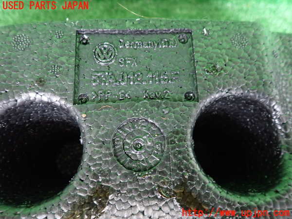 2UPJ-9239367772]VW ゴルフ トゥーラン(1TDFG)ラゲッジトレイ2 中古_3