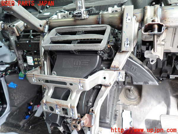 2UPJ-9239376081]ジープ・コンパス(M624)エバポレーター1 中古_2