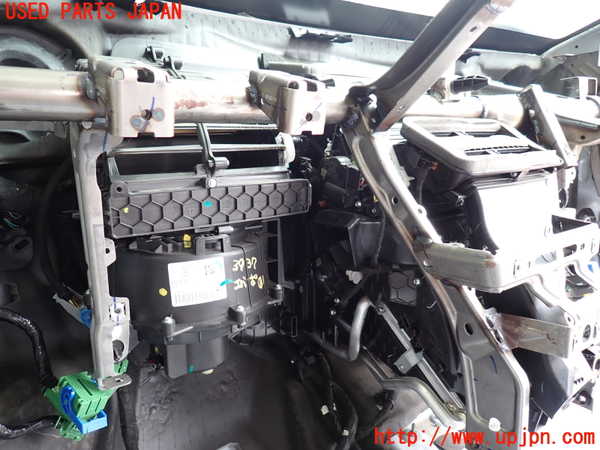 2UPJ-9239376081]ジープ・コンパス(M624)エバポレーター1 中古_3