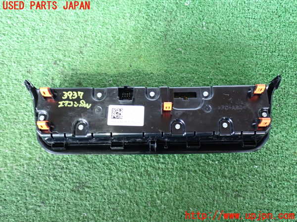 2UPJ-9239376066]ジープ・コンパス(M624)エアコンスイッチ1 中古_2