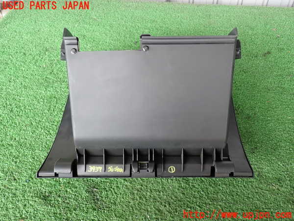 2UPJ-9239377516]ジープ・コンパス(M624)グローブボックス1 中古_3