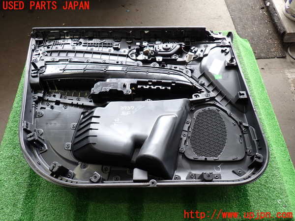 2UPJ-9239371234]ジープ・コンパス(M624)右前ドア内張り 中古_5