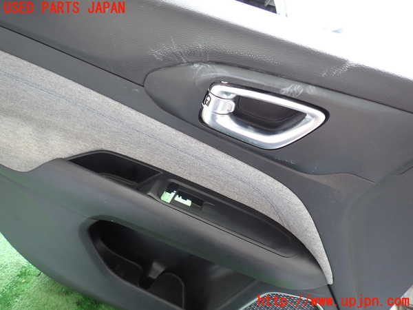 2UPJ-9239371264]ジープ・コンパス(M624)左前ドア内張り 中古_4