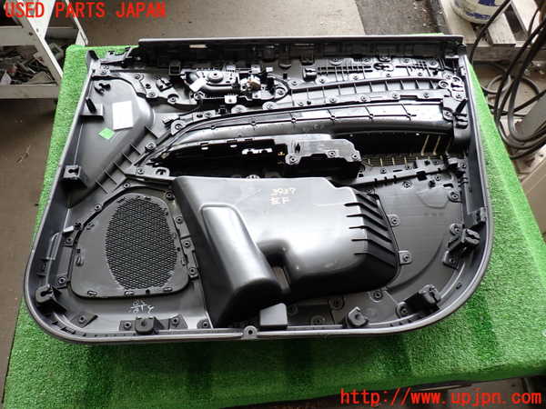 2UPJ-9239371264]ジープ・コンパス(M624)左前ドア内張り 中古_5