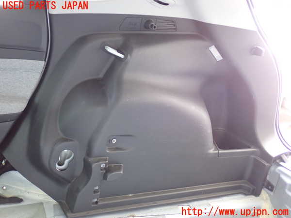2UPJ-9239377675]ジープ・コンパス(M624)右リアピラートリム 中古_3