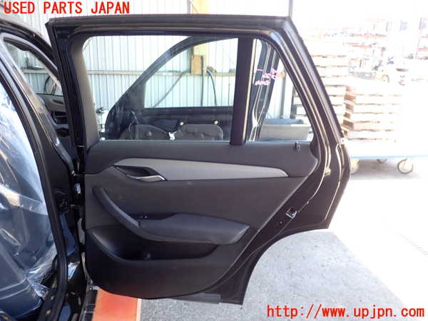 2UPJ-9239381290]BMW X1(VL18)(E84系)右後ドア 中古(43R-00048 M188)_5