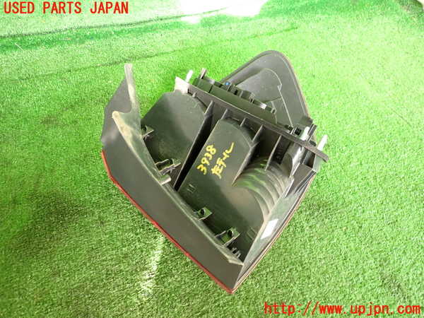 2UPJ-9239381536]BMW X1(VL18)(E84系)左テールランプ 中古_3