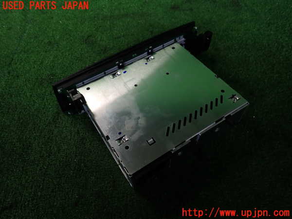 2UPJ-9239386480]BMW X1(VL18)(E84系)CDプレーヤー 中古_2