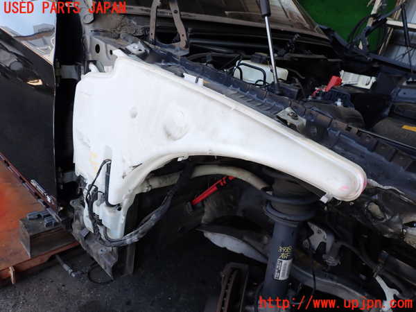 2UPJ-9239386791]BMW X1(VL18)(E84系)ウォッシャータンク1 中古_2