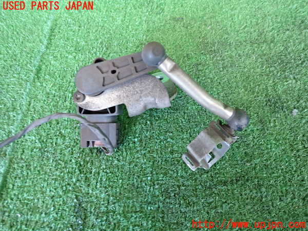 2UPJ-9239386382]BMW X1(VL18)(E84系)センサー2 中古_2