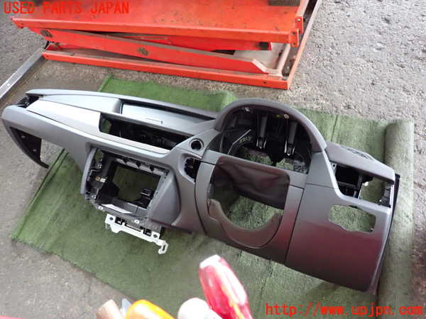 2UPJ-9239387505]BMW X1(VL18)(E84系)ダッシュボード 中古_2